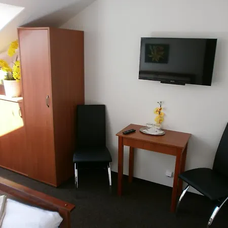 U Cisare Hotel Mělník